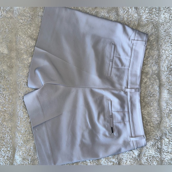 White House Black Market dress shorts - Picture 5 of 9